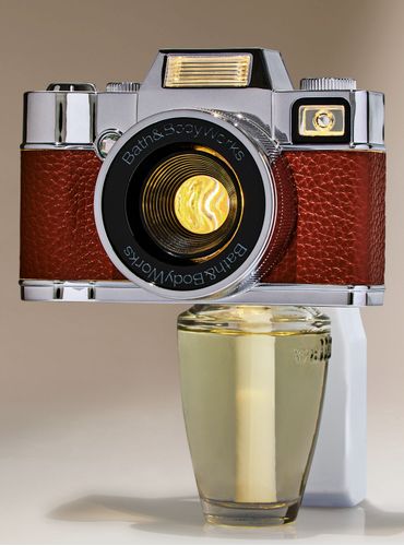 Camera Wallflowers Scent Controland Nightlight